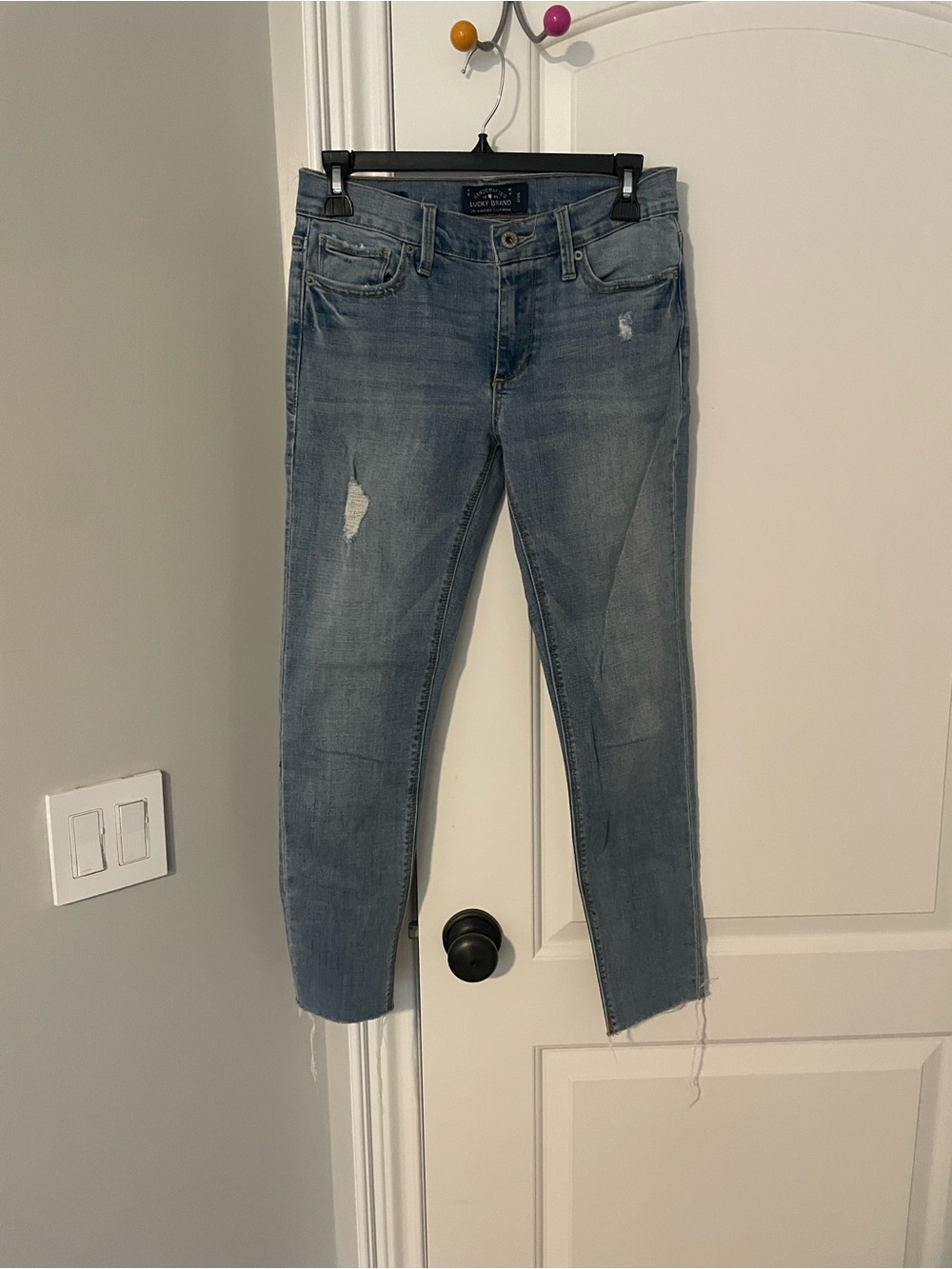 Lucky Brand Brooke Capri Size 2/26